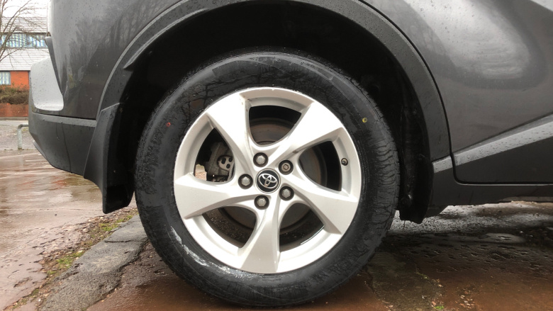 Toyota Yaris Cross 1.5 Hybrid Design 5dr CVT Hybrid Estate